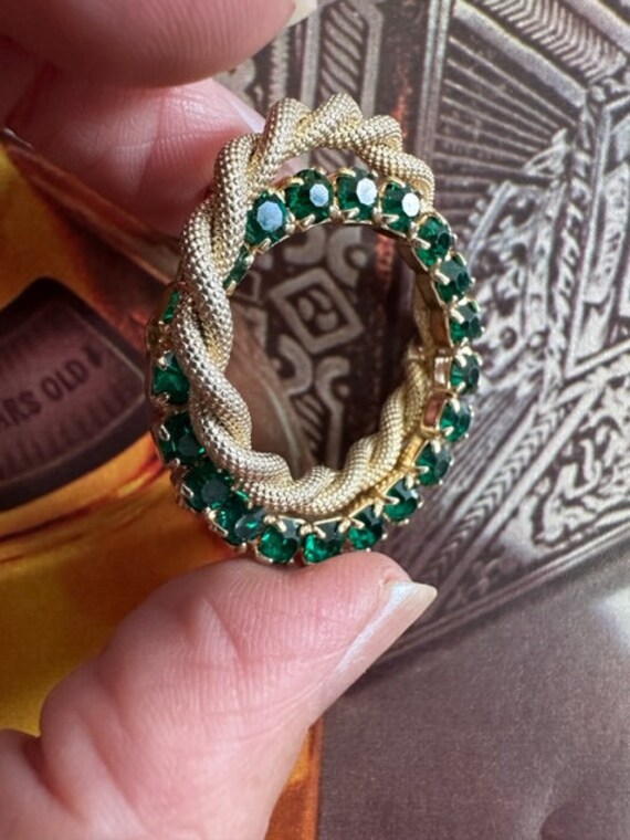 Vintage Emerald Green Rhinestone & Gold Circle Br… - image 6
