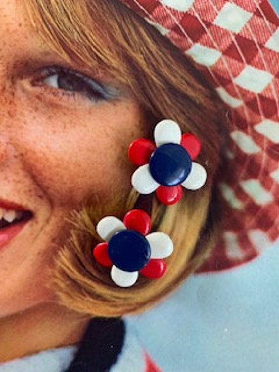 60s Red,White Blue Flower Power Earrings, 60s Flo… - image 1
