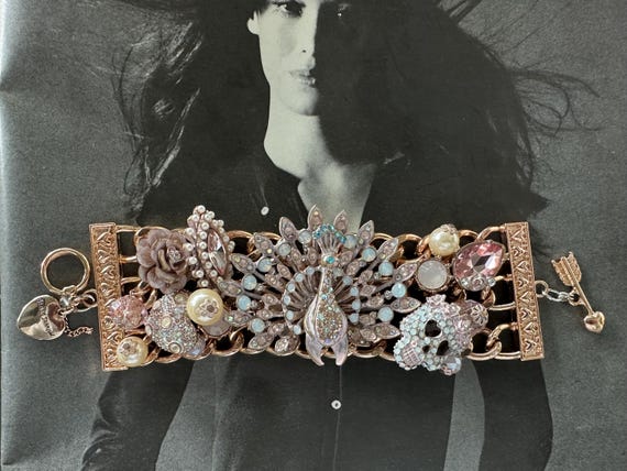 Make a dramatic Y2K statement with this signed Be… - image 5