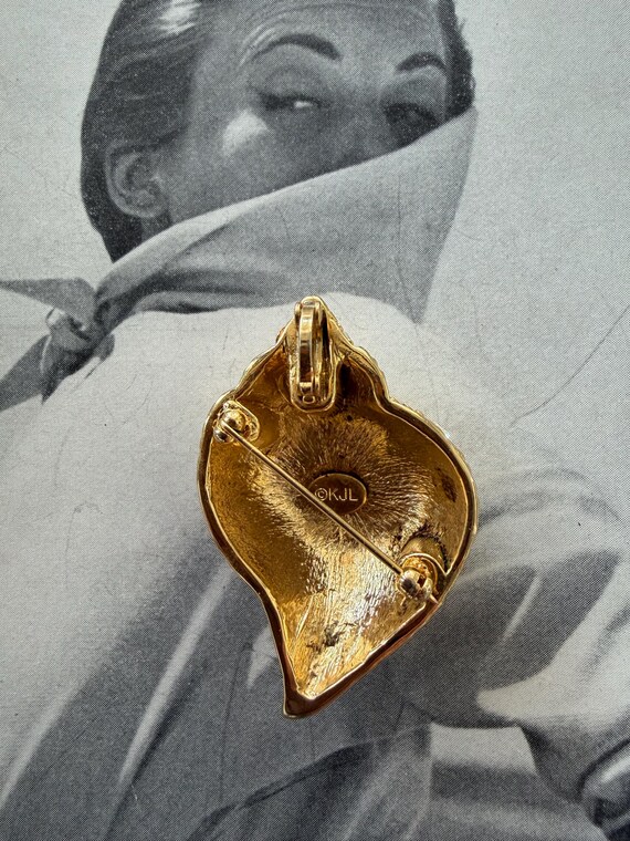 1980s Kenneth Jay Lane Signed Gold Tone Shell Bro… - image 6
