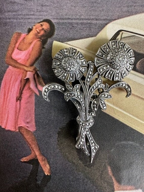 Sterling Silver Marcasite Stemmed Flowers Brooch, 