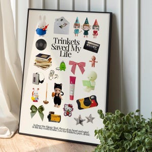 Poster "Trinkets Saved My Life" - Stampa digitale originale di collage artistico da parete - Design grafico estetico stampabile da scaricare - Arredamento per dormitori