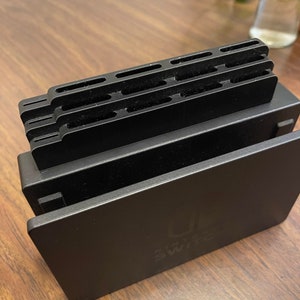 Nintendo Switch Dock Spiel und SD Kartenhalter