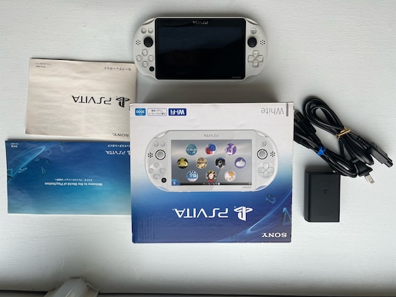 Sony PS Vita 2000 Complete in Box White Mint Condition - Etsy Denmark