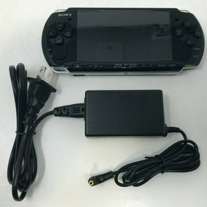 Authentic Sony PSP-3000 Console WiFi enabled Good Condition Charger New Battery Piano Black