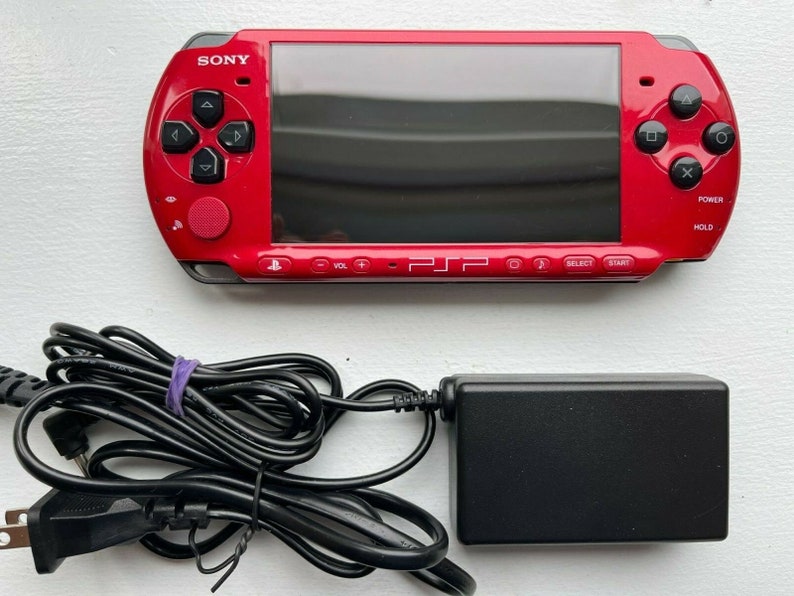 Authentic Sony PSP-3000 Console WiFi enabled Good Condition Charger New Battery Red / Black