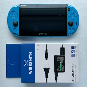 Sony Playstation PS Vita 2000 Slim PCH-2000 - Aqua Blue *very Good