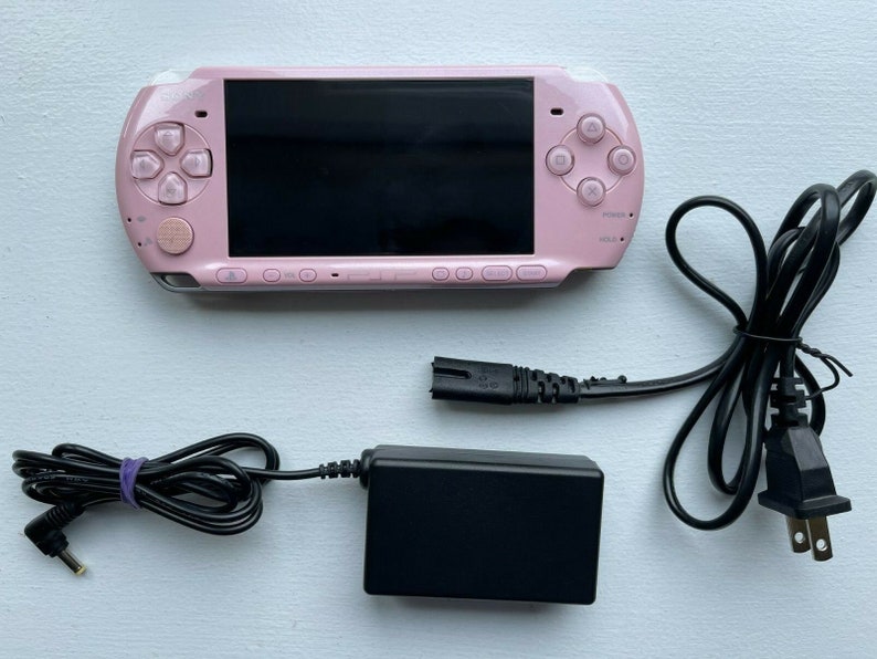 Authentic Sony PSP-3000 Console WiFi enabled Good Condition Charger New Battery Blossom Pink