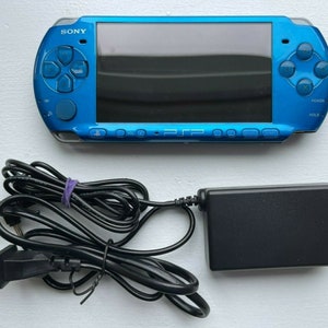 Authentic Sony PSP-3000 Console WiFi enabled Good Condition Charger New Battery Vibrant Blue