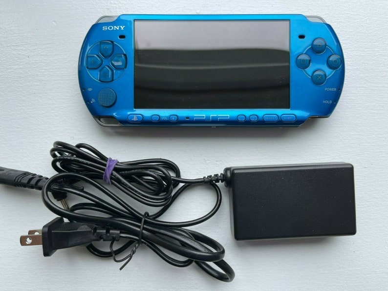 Authentic Sony PSP-3000 Console WiFi enabled Good Condition Charger New Battery Vibrant Blue