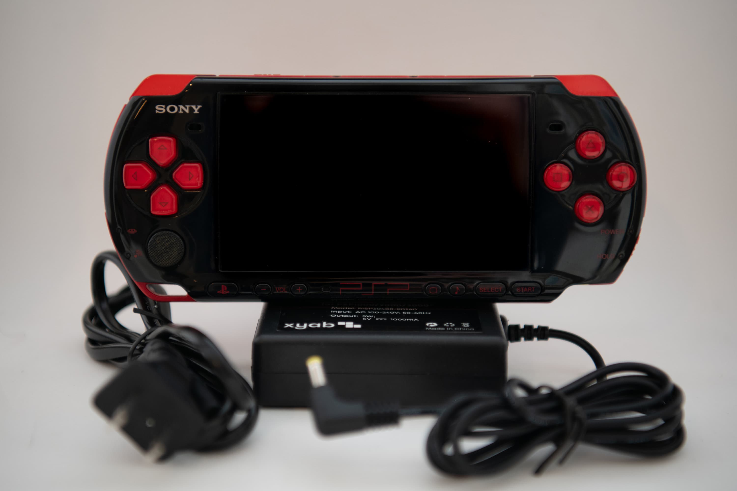PSP 3000 レッドブラック Amazon.com: PSP 