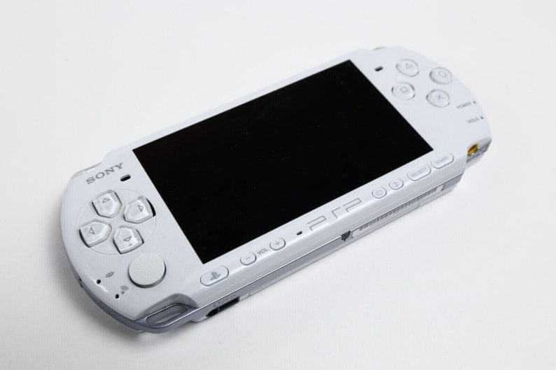 Authentic Sony PSP-3000 Console WiFi enabled Good Condition Charger New Battery Pearl White