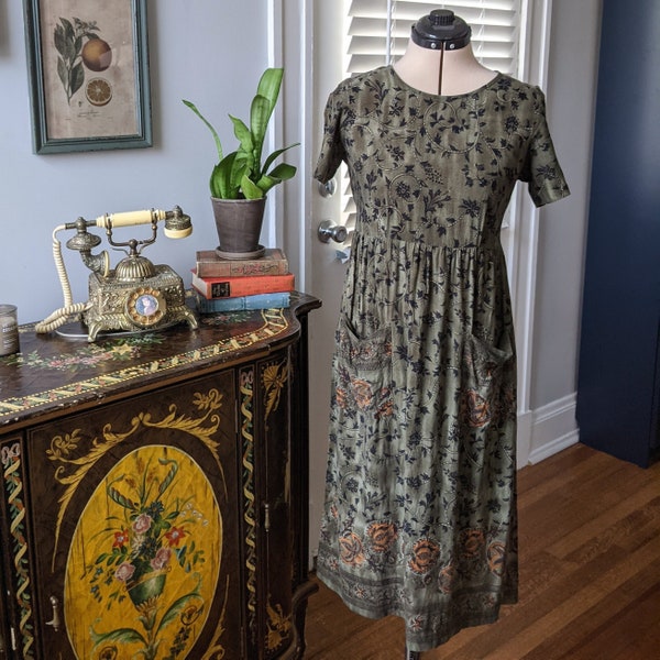 80s Short Sleeve Green Floral Teddi Dress with Pockets