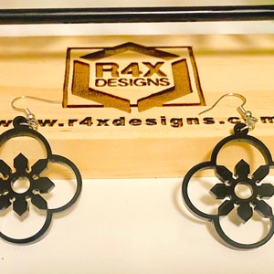 Fancy Clover hanging earrings (multiple colors available)