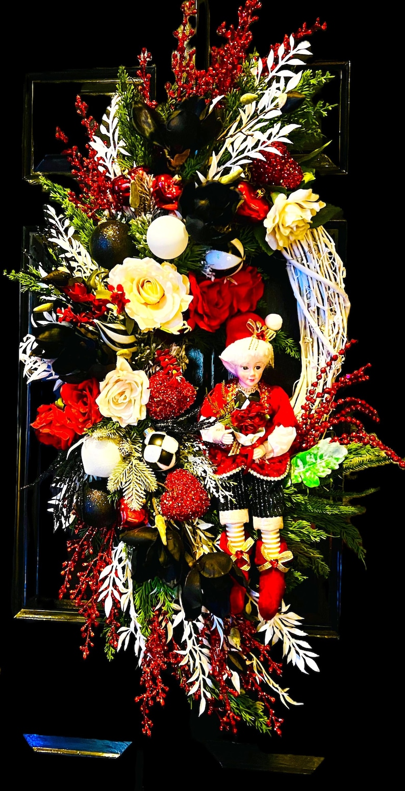 XXL Luxury Valentines Day Wreath with Hearts, Pixie and Glass Heart Ornaments, Real Touch Magnolia, Rose Cascade Wreath image 1