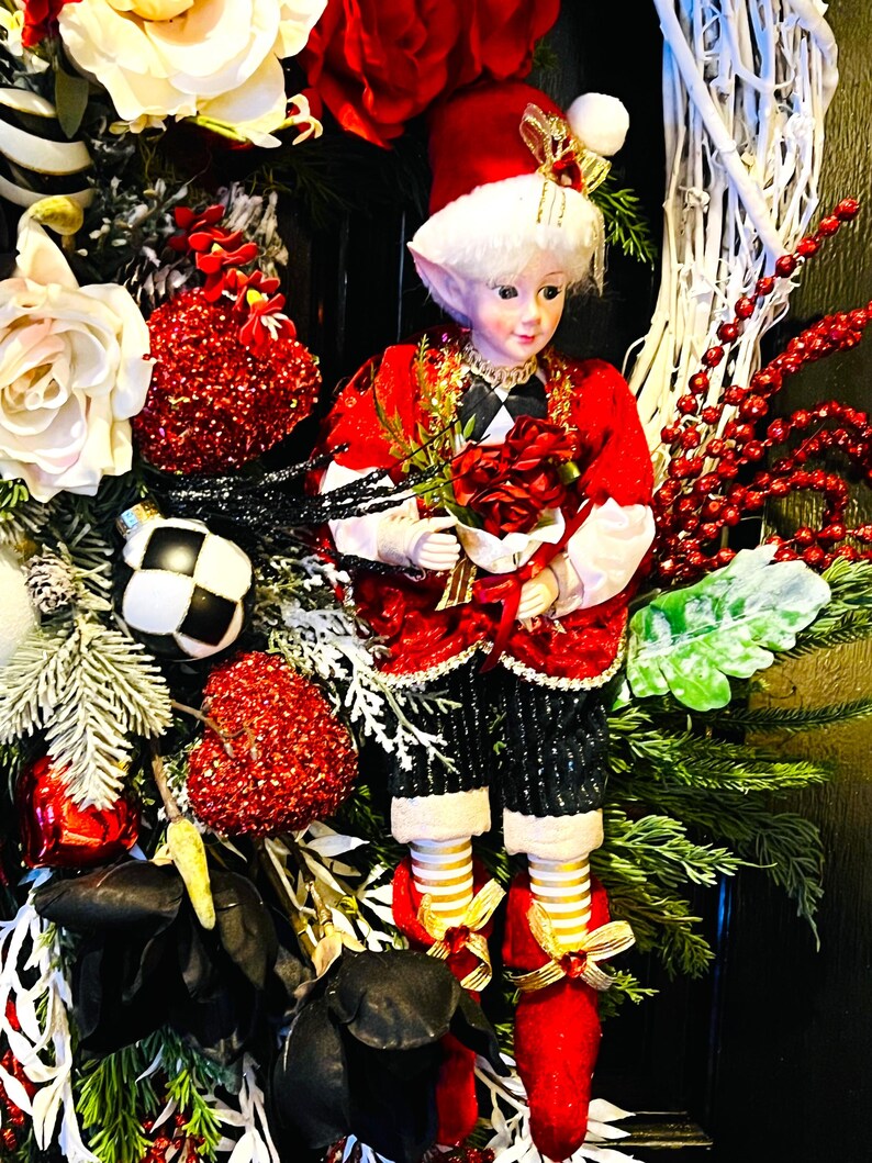 XXL Luxury Valentines Day Wreath with Hearts, Pixie and Glass Heart Ornaments, Real Touch Magnolia, Rose Cascade Wreath image 2