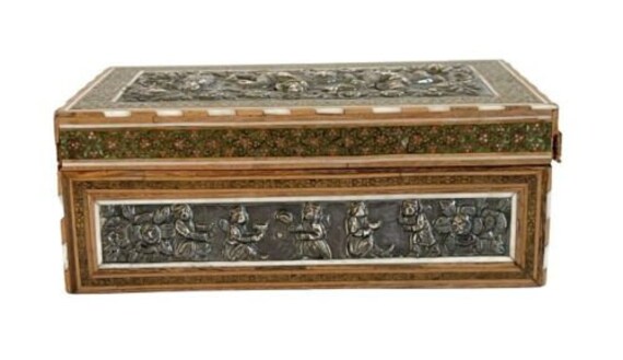 Small Inlaid Wooden Box | Relief | Oriental. - image 2