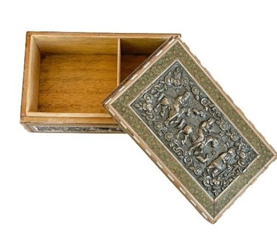 Small Inlaid Wooden Box | Relief | Oriental. - image 4