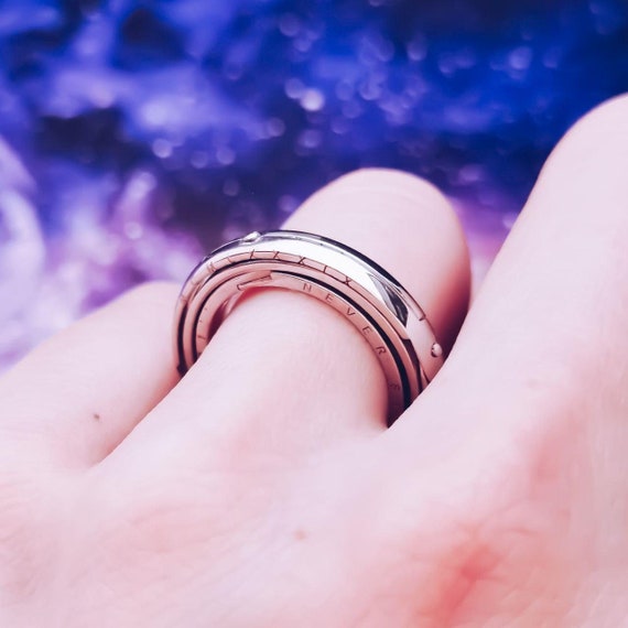 Anillo o collar de esfera armilar. Anillo o collar de Etsy España