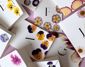 Botanical Card - Pressed Flowers - Real Flowers, dried - Handmade - Floral Card - Gift Love Friendship Card - Pressed Flowers Card