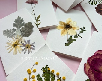 Botanical Card - Pressed Flowers - Real Flowers, dried - Handmade - Floral Card - Gift Love Friendship Card - Table Cards - Mother’s Day