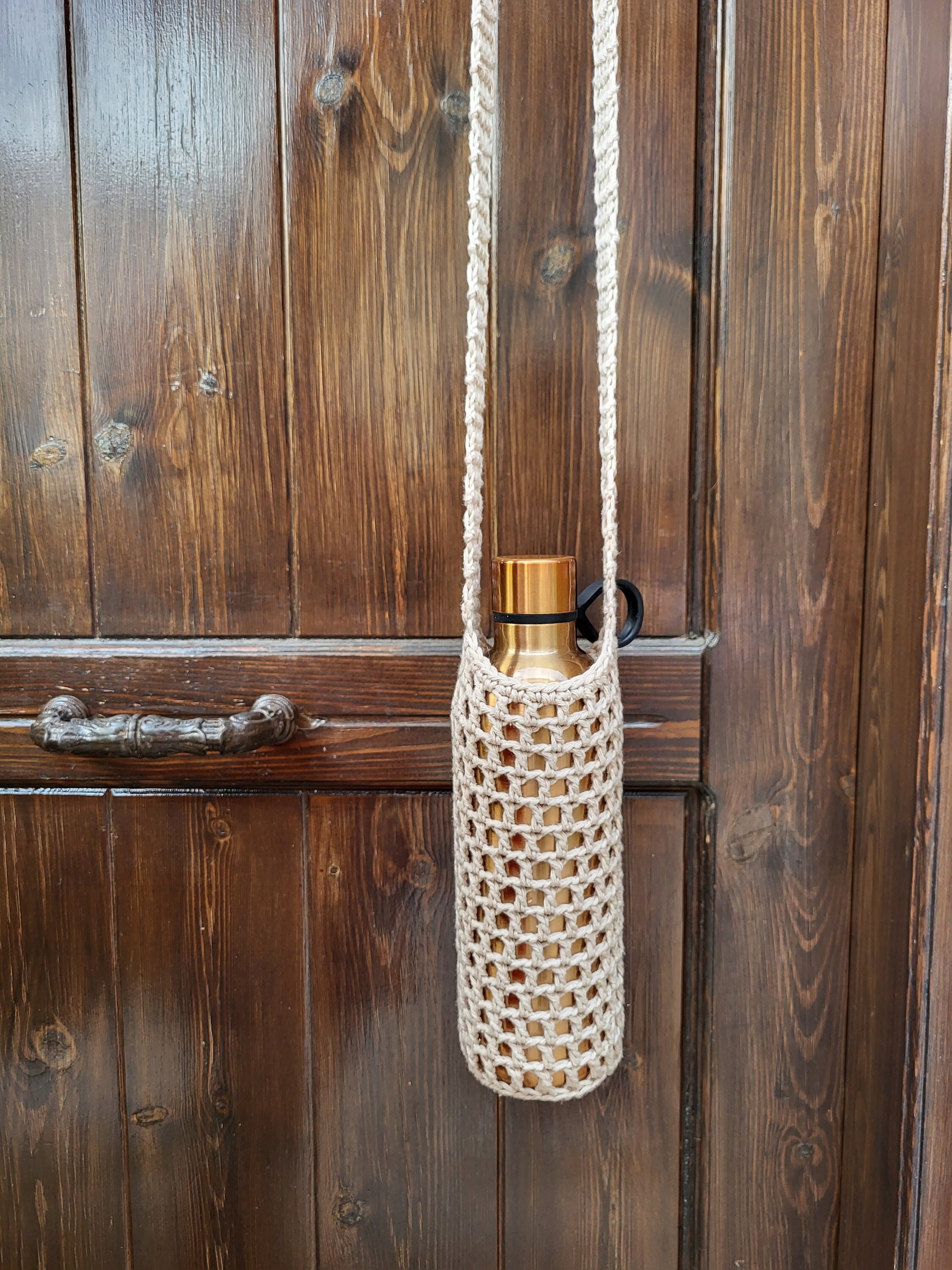Crochet Water Bottle Holder, Ecru Bottle Holder, Crossbody Bottle Bag, Crossbody Bottle Holder, Handmade Cotton Bottle Holder