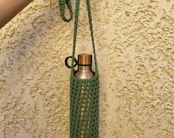 Crochet Water Bottle Holder, Forest Green Bottle Holder, Crossbody Bottle Bag, Crossbody Bottle Holder, Handmade Cotton Bottle Holder