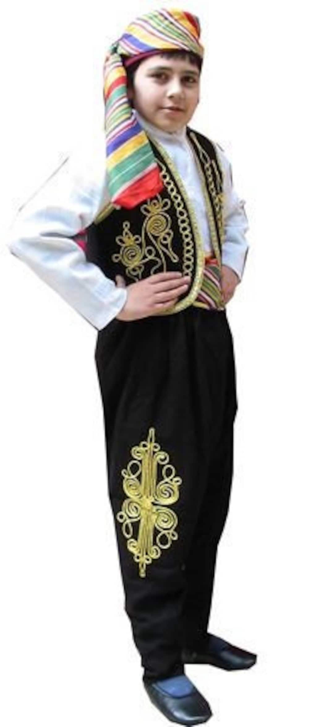 新品 オスマントルコの衣装　Ottoman Costumes【稀少本】 Pençdiraht on X: 