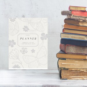Minimalistisch, Floral, Modern und Saisonal Wochen-, Monats- und Jahresplaner 2025 - A4, A5 Planer, druckbare PDF, PNG, Sofort Download.