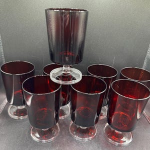 Set di 8 bicchieri da vino rosso Luminarc Cavalier Ruby da 240 ml (8 oz) in cristallo Cristal d'Arques, Francia.