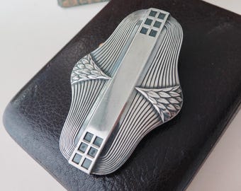 Art Deco Belt Buckle: Silver Tone Streamline Design, 1920s Fashion