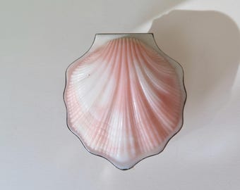 Vintage schelppoedercompact in verguld zilver c. Jaren '50 zakspiegel met schelp