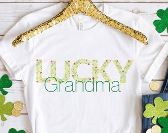 Lucky Grandma Tshirt, Grandma St Patricks Dat Shirt, Grandparents Day Shirt, Mothers Day Shirt For Grandma, New Grandma Tshirt, Lucky Shirt