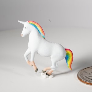 HO Scale Unicorn 1/87th scale for Dioramas or Model Layouts