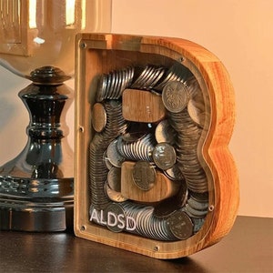 Hucha de madera personalizada con letras, regalo de Navidad personalizado para niños, hucha con letras del alfabeto y pegatinas con nombres, caja de dinero, regalo para niños