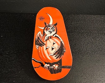 Vintage Halloween Noisemaker: US Metal Ratchet Toy, Owl & Jack-o'-Lantern