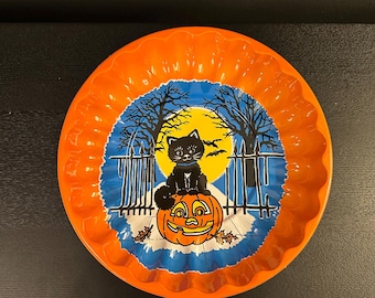 Vintage Halloween Plastic Serving Plate – Black Cat & Jack O' Lantern