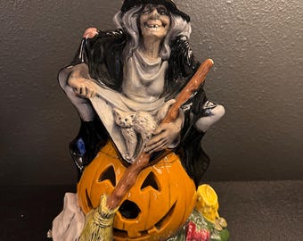 Vintage Halloween Byron Mold Hand Painted Witch on Jack-O-Lantern - Works
