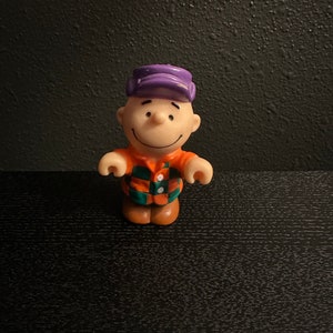 Vintage Charlie Brown 3&quot; figure - United Features Syndicate - 1966 Peanuts