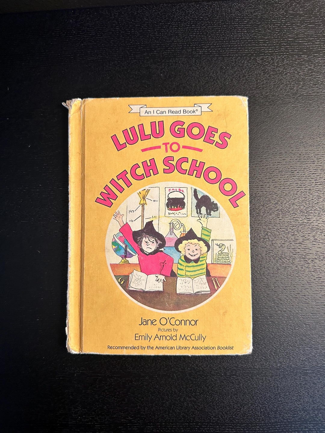 Vintage Halloween Children's Book - Lulu Goes to Witch School - an I ...