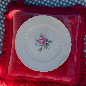 Vintage Spode Billingsley Rose Plate: Embossed Floral English China