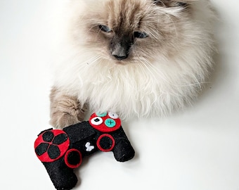 Felt cat toy catnip game controller