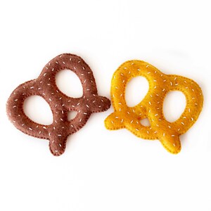 Felt catnip toy Pretzel, Food cat toy, Chocolate or cheese pretzel