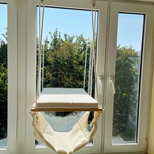 Cat Window Perch, Cat hammock, Cat shelves, Cat tree, Cat tower, Minimalistic pet furniture, 23,6&#39;&#39; (60 cm)/12.3&#39;&#39; (31 cm)