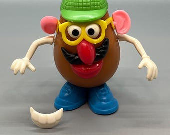 1990s Vintage Board Game MR POTATO HEAD Collectible Key Chain w/ Pieces!