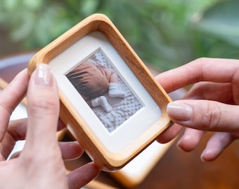 Foto | Mini | Personalisierte Geschenke | Teak Bilderrahmen | Schwarznuss-Fotorahmen | Massivholz | Polaroid | Wand | Tischplatte | Nordisch