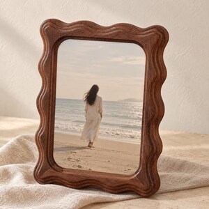 Scalloped Solid Wood Picture Frame, Black Walnut or Teak, Retro Decor (4x6, 5x7, 6x8, 8x10, A4)