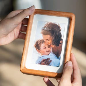 Photo Frame | Cherry wood | Rustic | 4x6 | 5x7 | 6x8 | 8x10 | Hardwood Picture Frame | Solid wood | Housewarming Gift | Free photo print