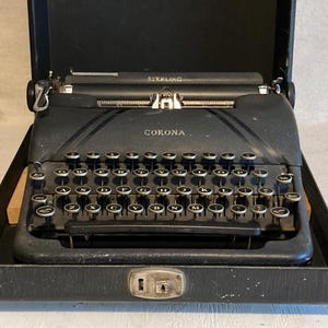 Smith Corona Typewriter - Etsy