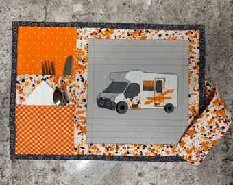 Instant Download Tutorial - Happy Camper - Easy 4-Step Picnic Cutlery Placemat with Motorhome Applique - "Freeda"